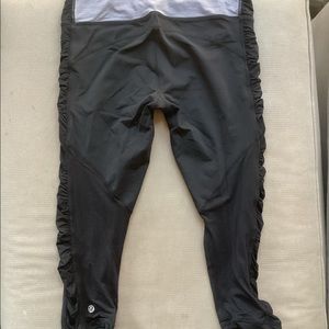 Lululemon cropped leggings